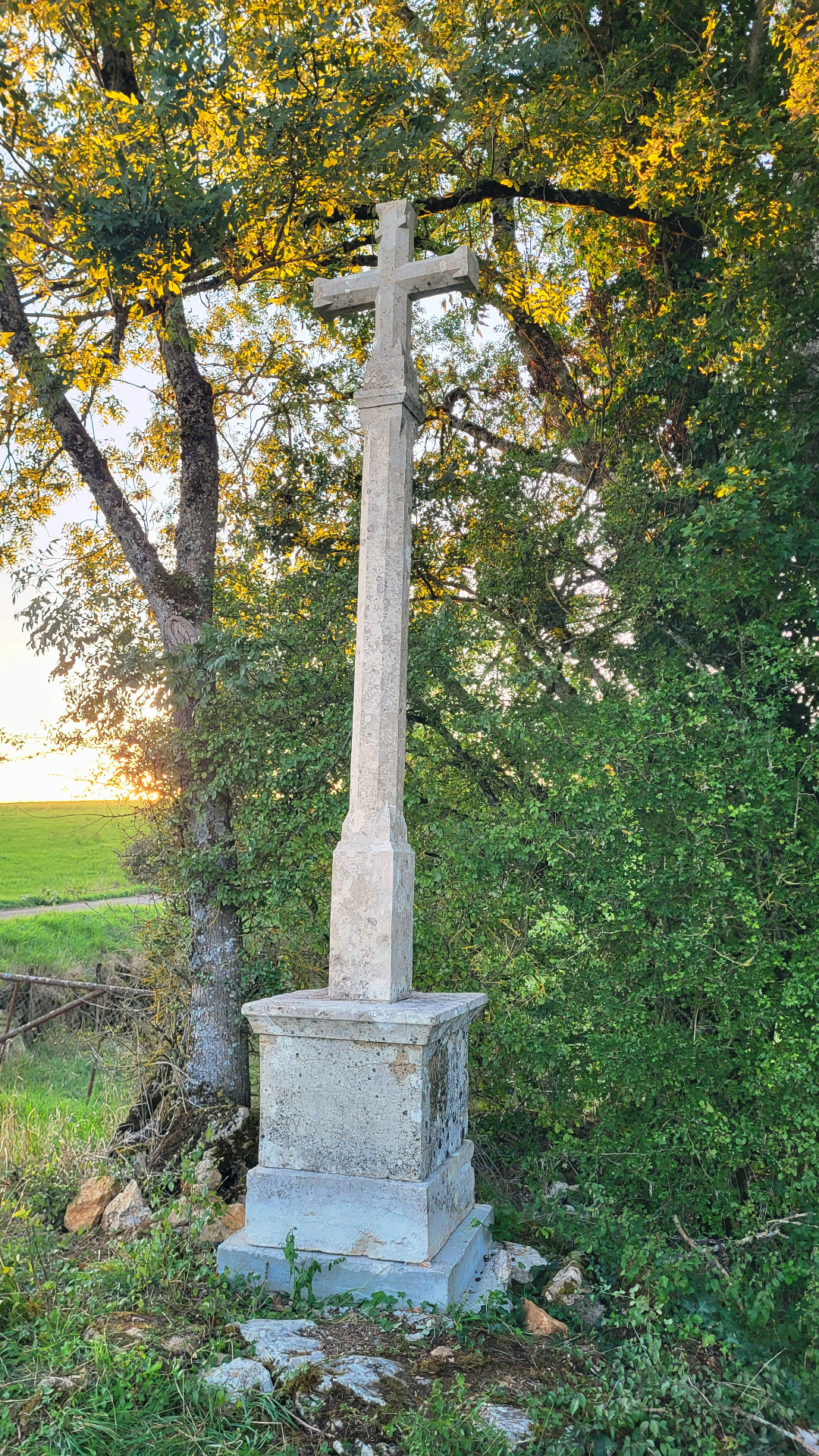 AVOSNES CROIX GOUDEAU CALVAIRE